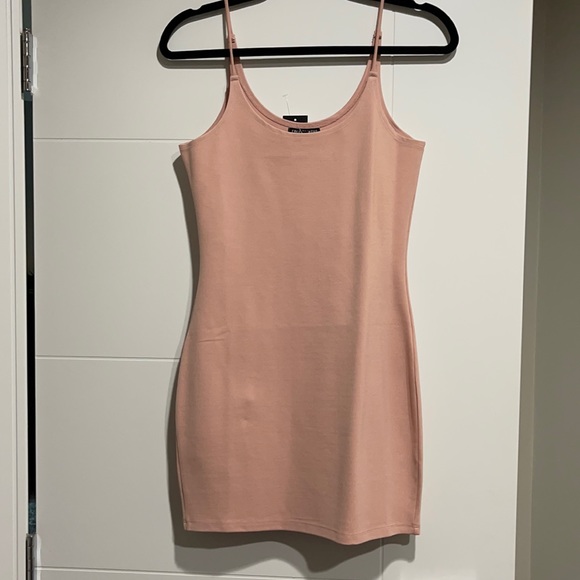 FashionNova medium dress - Picture 1 of 3